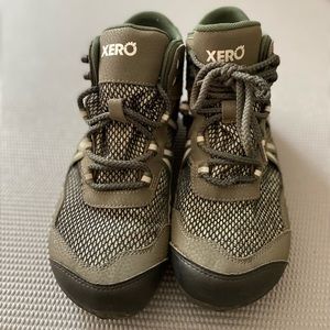 Women’s Xero barefoot hiking boots (xcursion). Worn once. Size 6.5.